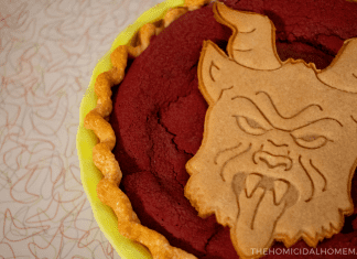 Krampus Red Velvet Sugar Cookie Pie